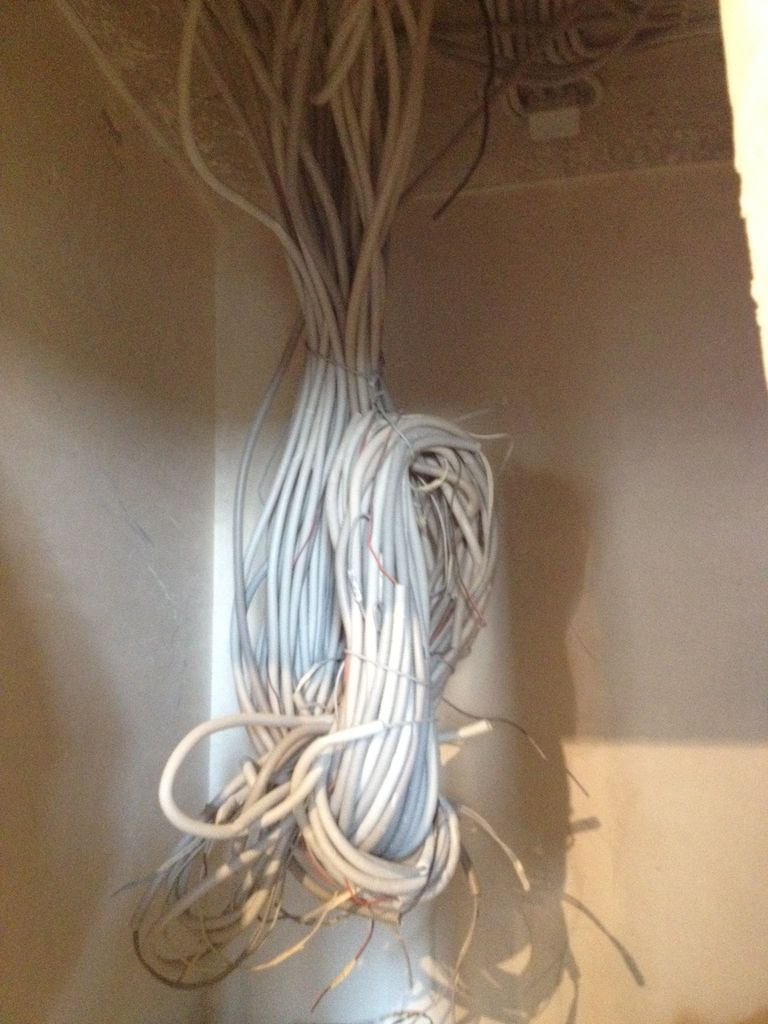 А это витуха в 19'' шкафчик